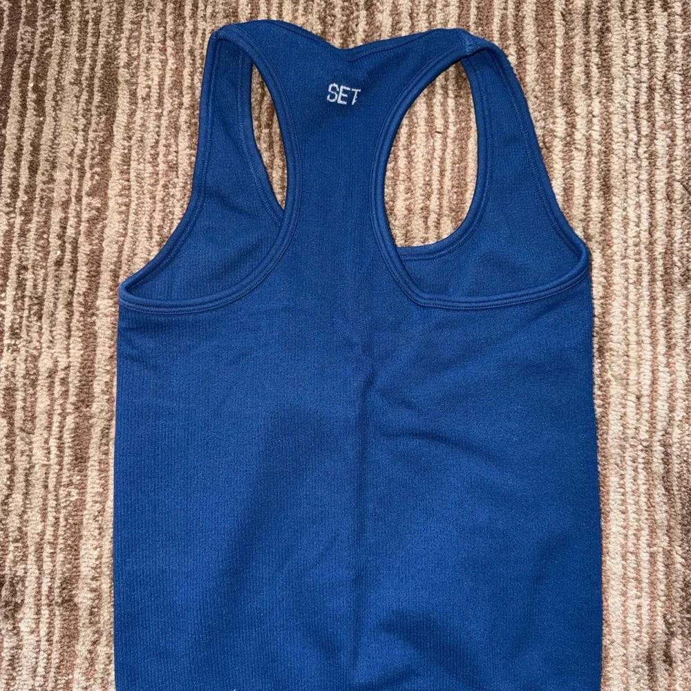 SET Active Ribbed Racerback Tank - Picture 7 of 7